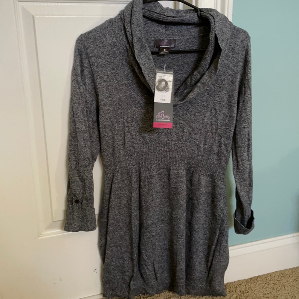 Grey swoop neck Maternity quarter sleeve shirt